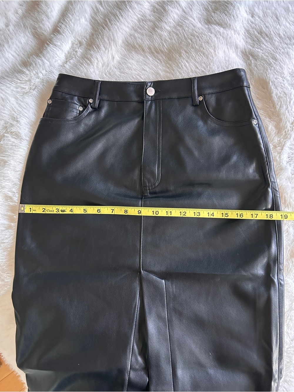 3/$20 7 For All Mankind faux leather midi skirt size small - Picture 15 of 15